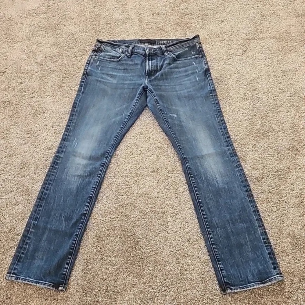 John Varvatos men's light stretch denim. Size 32